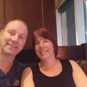 Meet your Posher, Beth & William